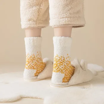 Милые повседневные носки для сна, утолщенные коралловые бархатные носки, носки в пол, носки средней длины, женские чулочно-носочные изделия